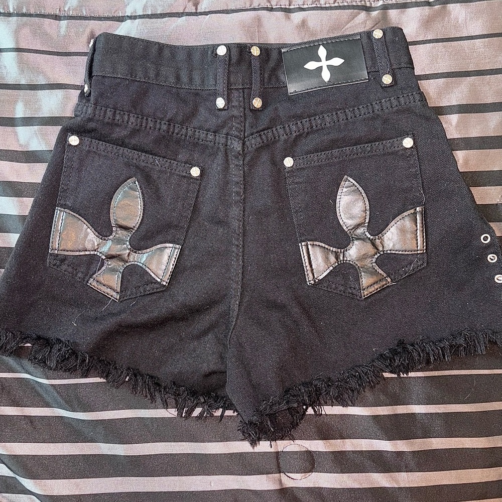 High Waisted Jean Shorts— Never Worn